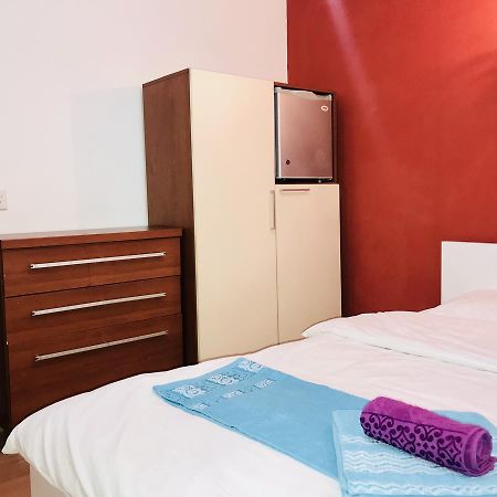 באקו Check-In Hostel מראה חיצוני תמונה