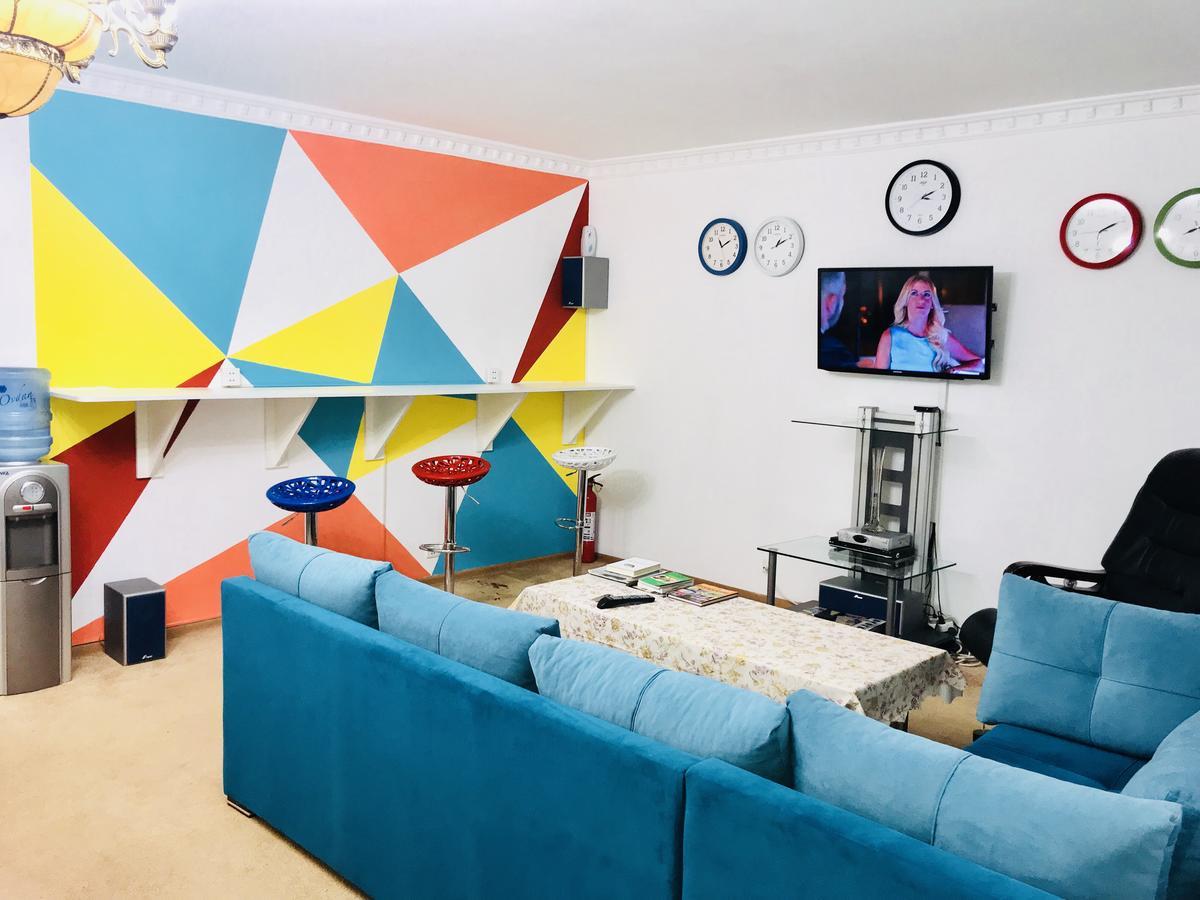 באקו Check-In Hostel מראה חיצוני תמונה