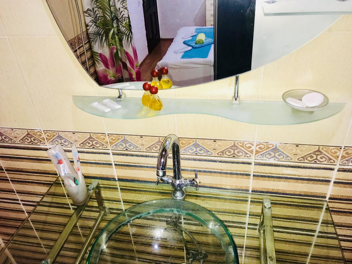 באקו Check-In Hostel מראה חיצוני תמונה