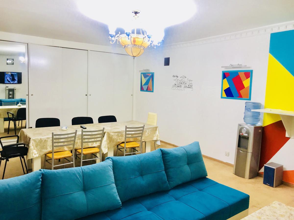 באקו Check-In Hostel מראה חיצוני תמונה
