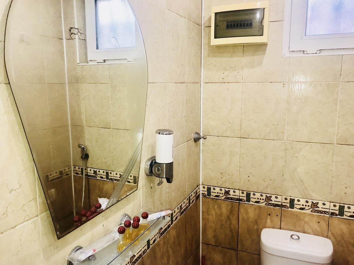 באקו Check-In Hostel מראה חיצוני תמונה