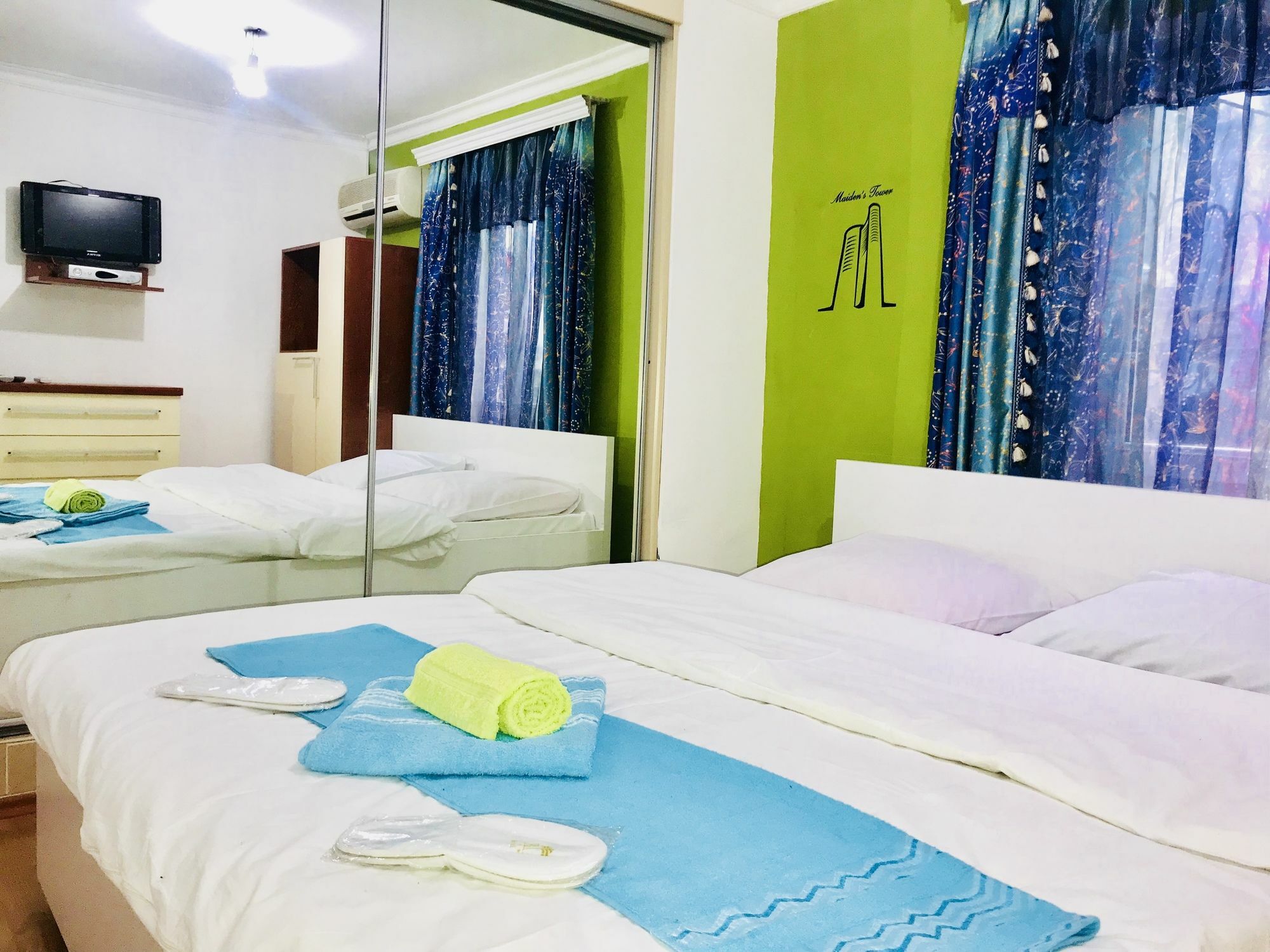 באקו Check-In Hostel מראה חיצוני תמונה